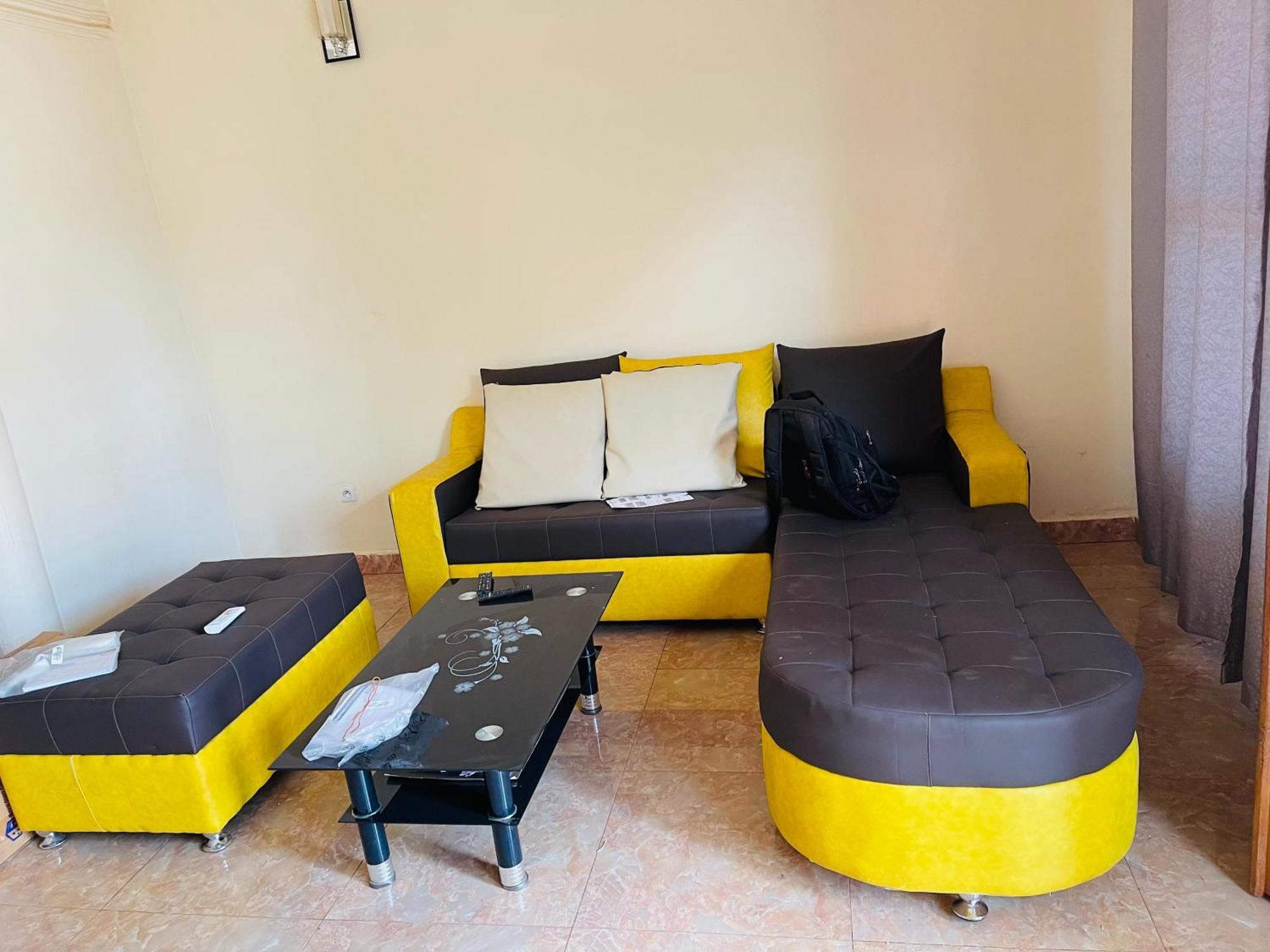 Villa Contemporaine Яунде Экстерьер фото